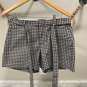 Banana Republic black and white checked shorts with tie at waist.